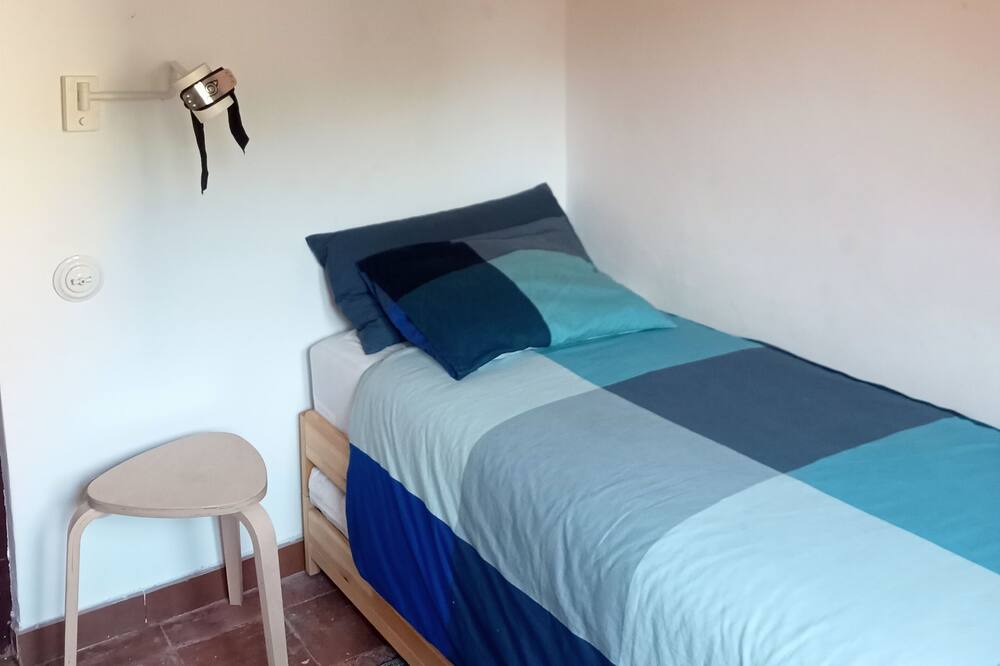 Photo of Bedroom in Hostalric