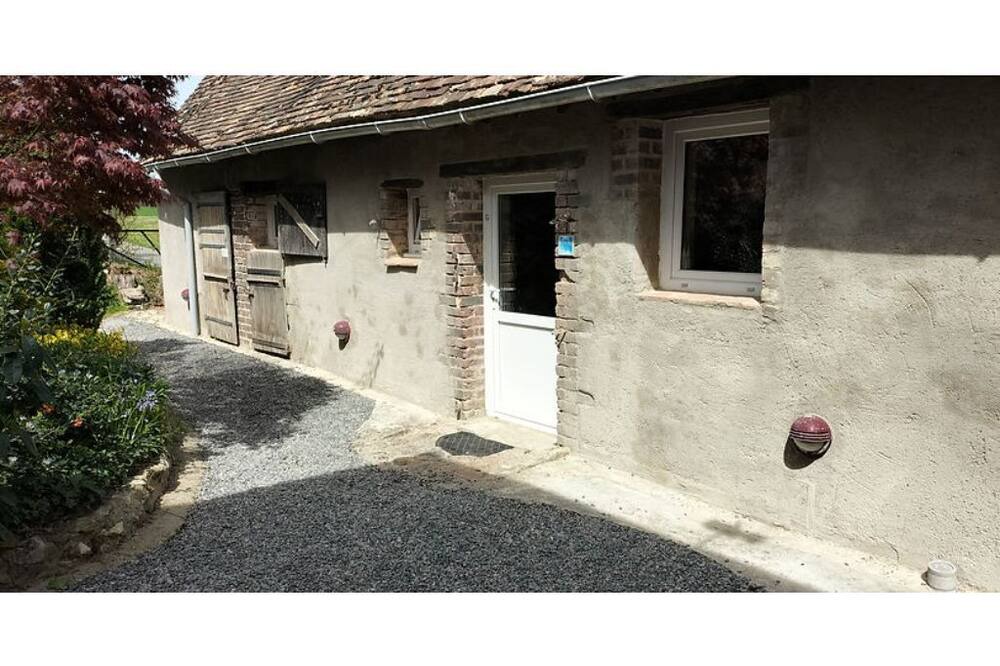 Photo of Outdoor in Yvre-le-Polin