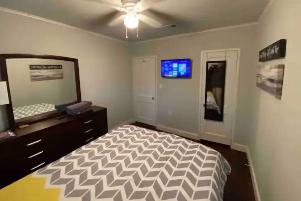 Photo of Bedroom in Hattiesburg
