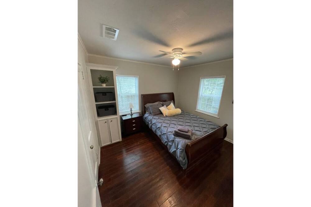 Photo of Bedroom in Hattiesburg
