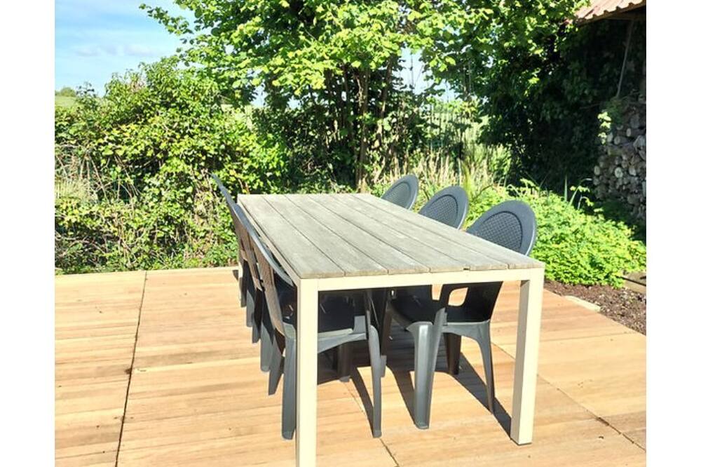 Photo of Patio Balcony in Yvre-le-Polin