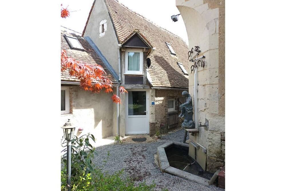 Photo of Outdoor in Yvre-le-Polin