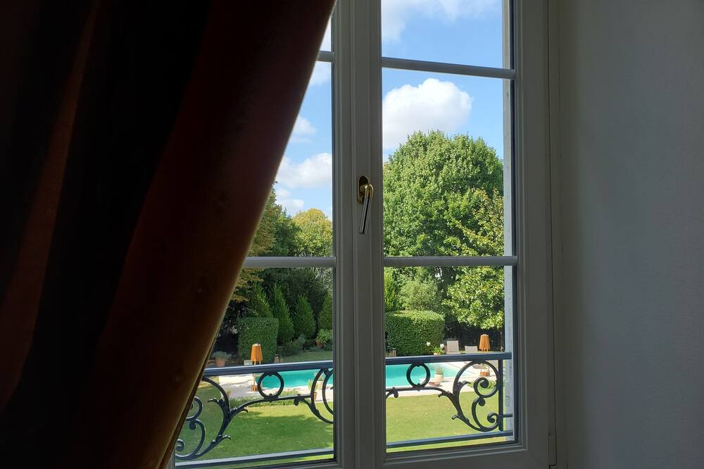 Photo of Others in Cognac