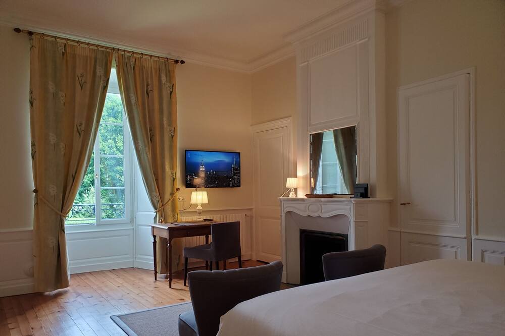 Photo of Bedroom in Cognac
