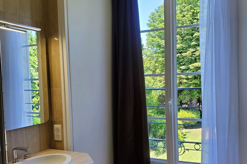 Photo of Others in Cognac