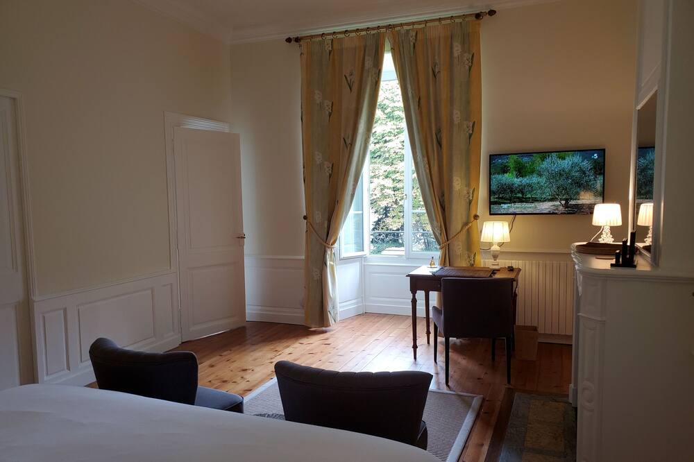 Photo of Bedroom in Cognac