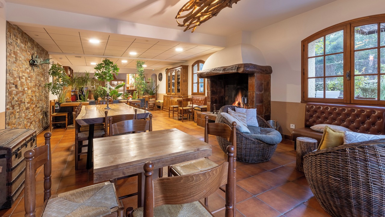 Photo of Others in Mons