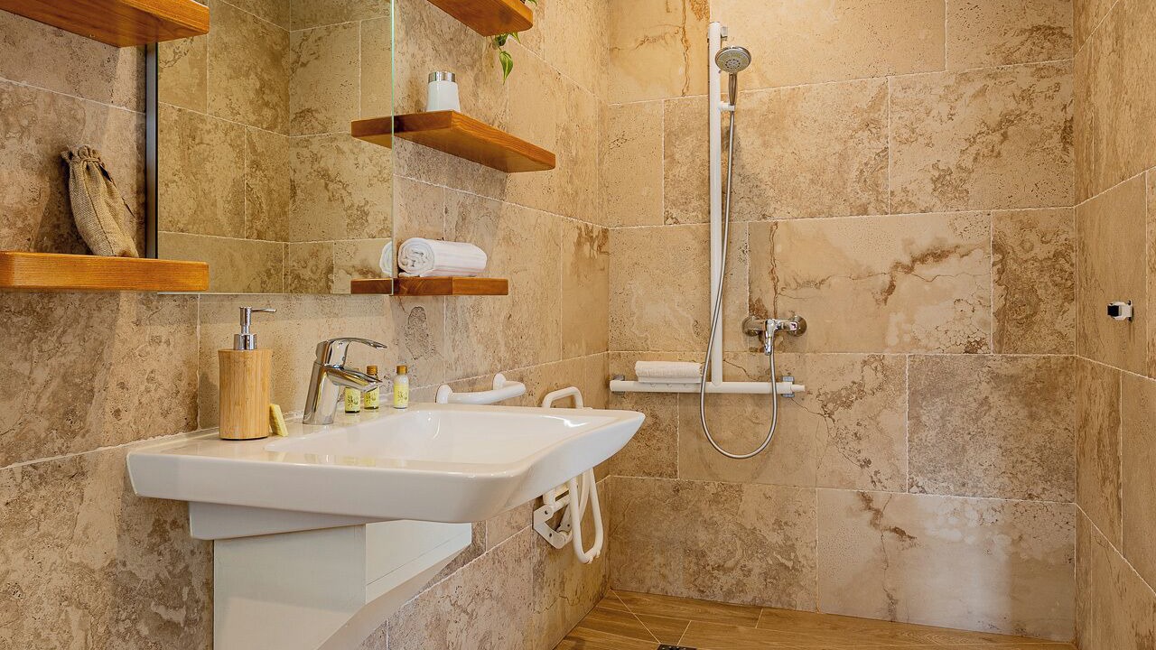 Photo of Bathroom in Mons