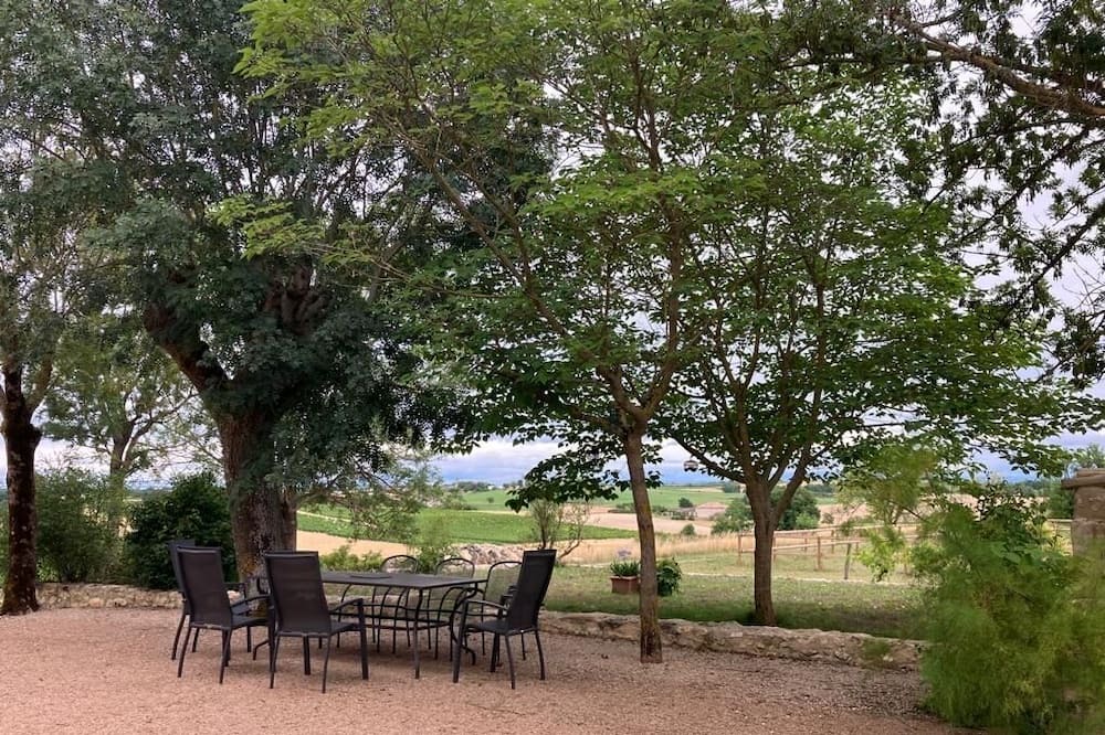 Photo of Outdoor in Frausseilles