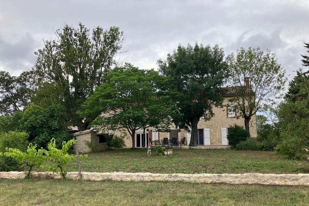 Photo of Outdoor in Frausseilles