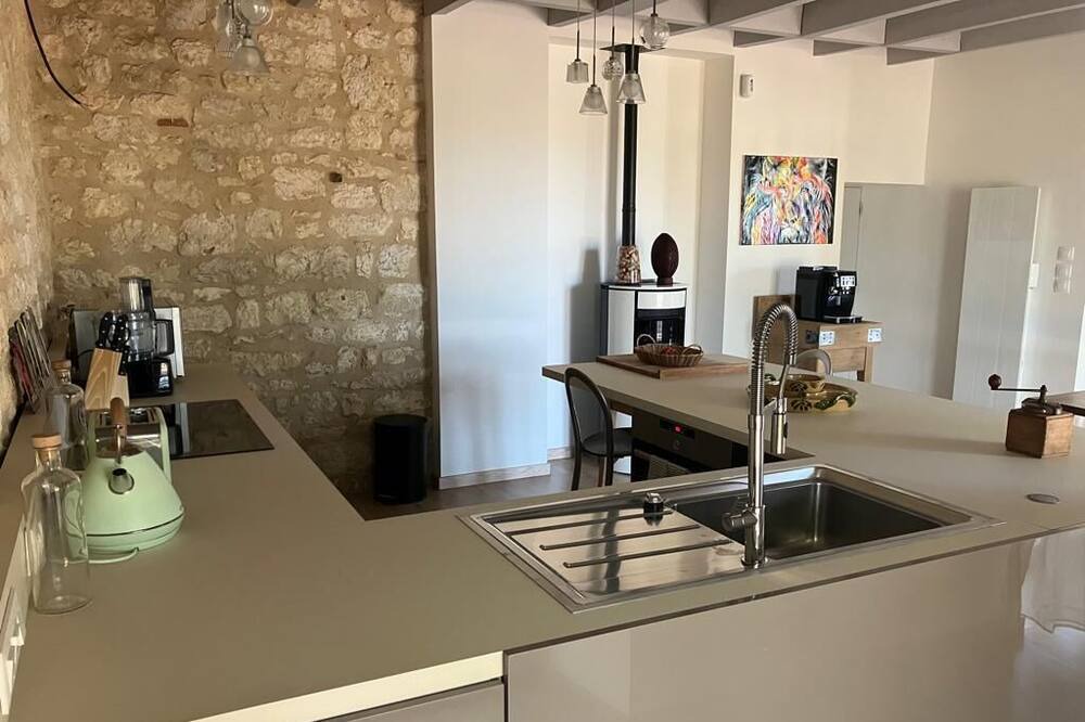 Photo of Kitchen in Frausseilles