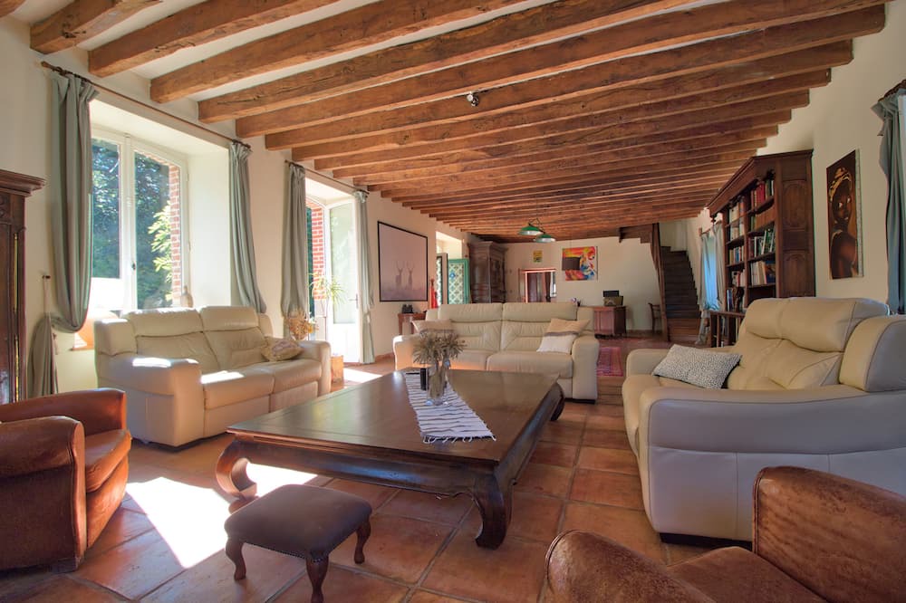 Photo of Livingroom in Guipel