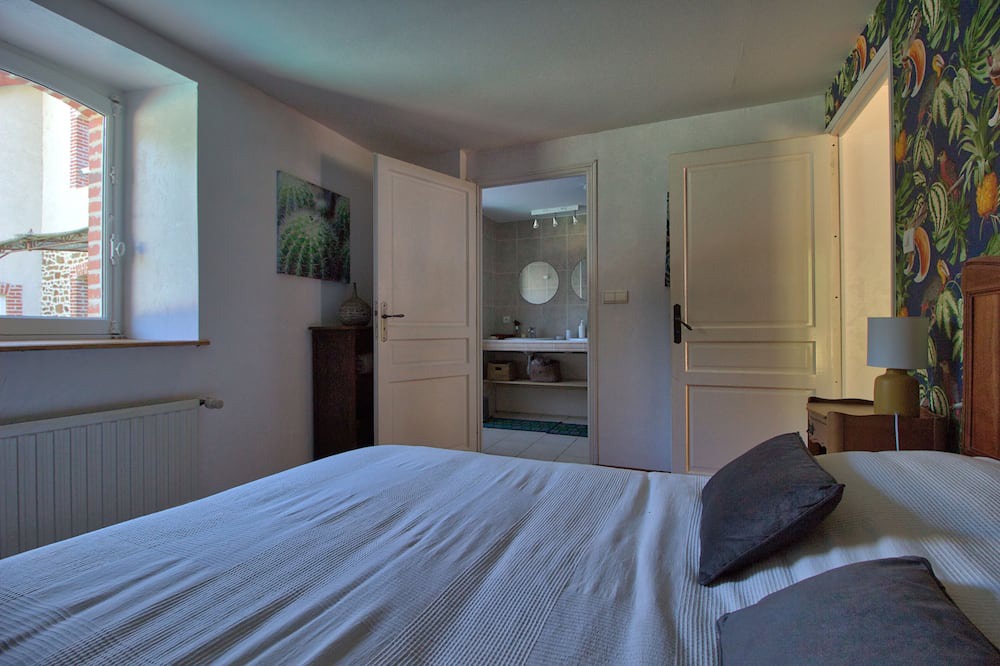 Photo of Bedroom in Guipel