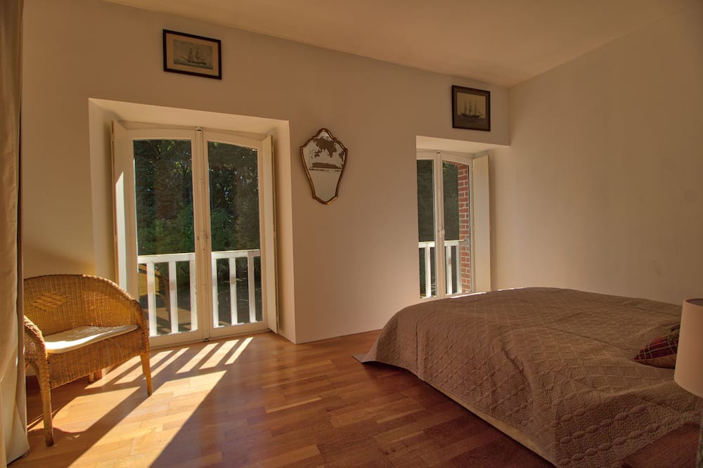 Photo of Bedroom in Guipel