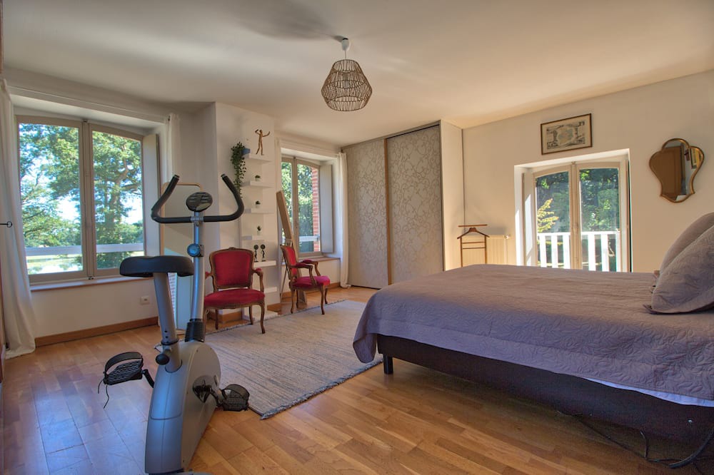 Photo of Bedroom in Guipel