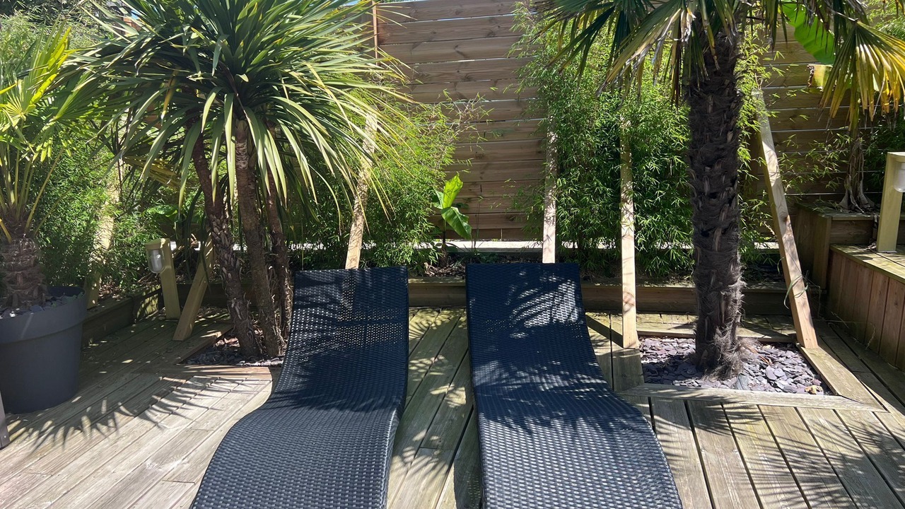 Photo of Outdoor in Plelo