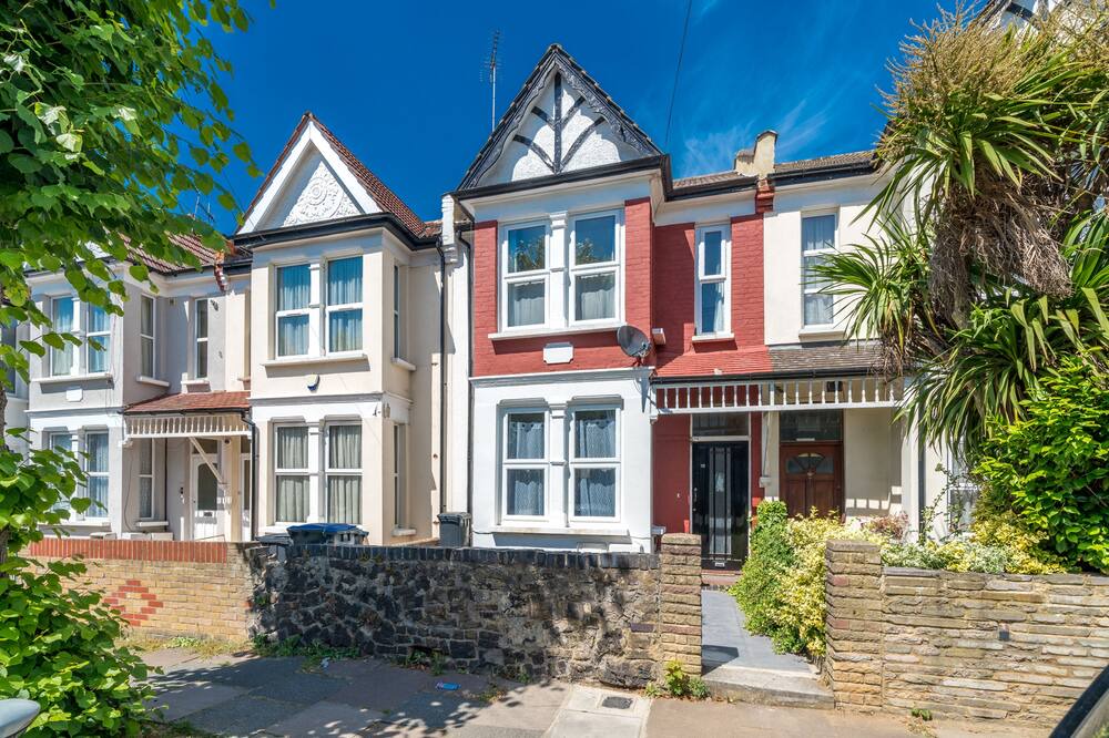 Photo of Others in Bowes