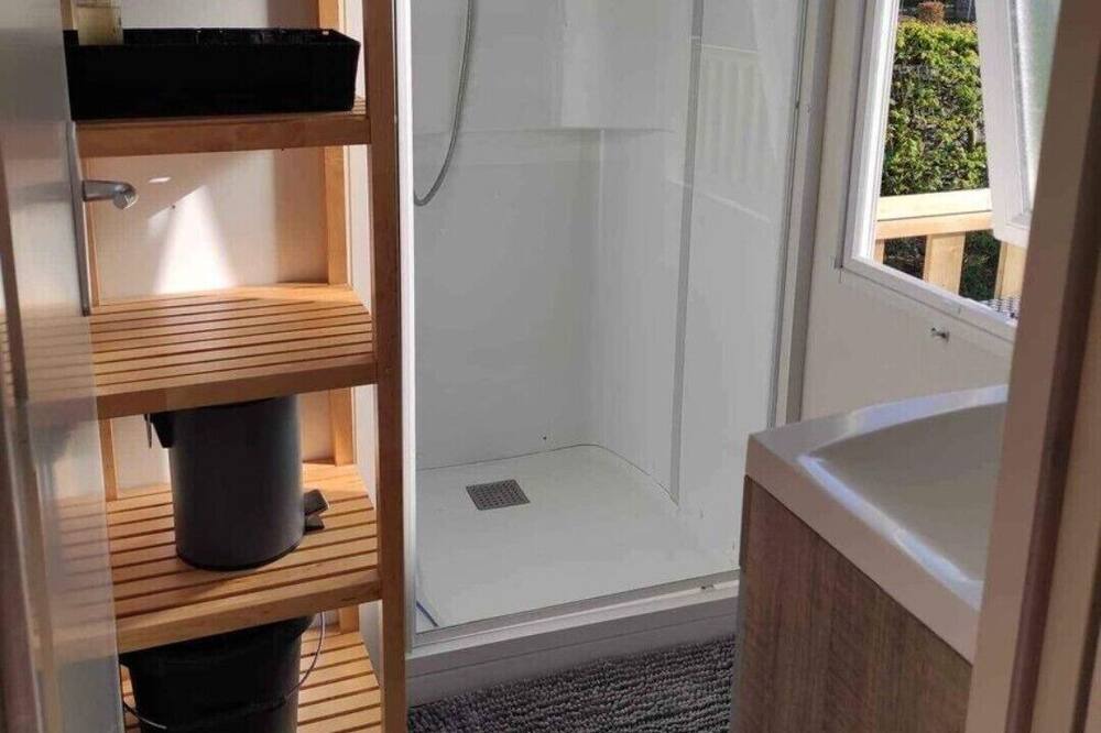 Photo of Bathroom in Biville-sur-Mer