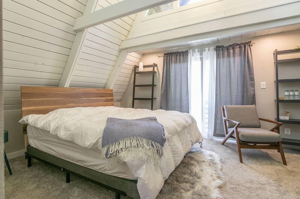 Photo of Bedroom in Nekoosa