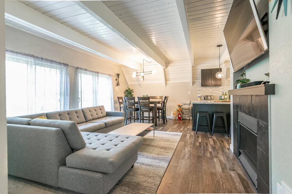 Photo of Livingroom in Nekoosa