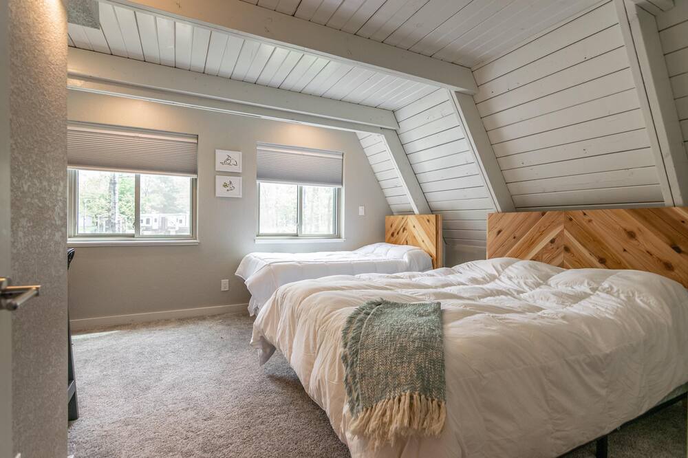 Photo of Bedroom in Nekoosa