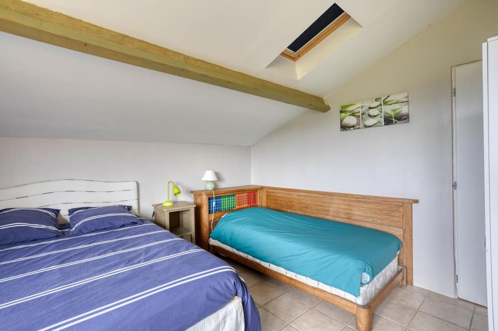 Photo of Bedroom in Scorbe-Clairvaux