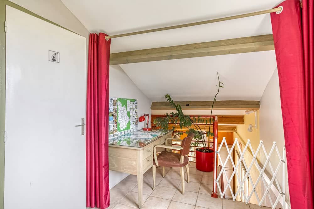 Photo of Bedroom in Scorbe-Clairvaux