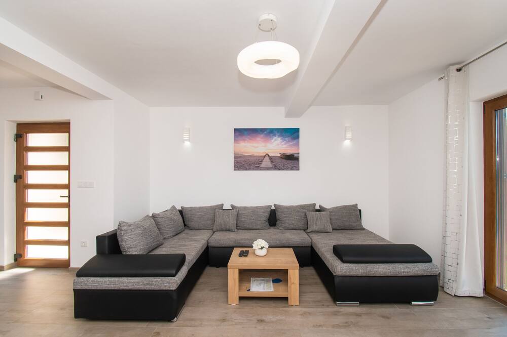 Photo of Livingroom in Velim