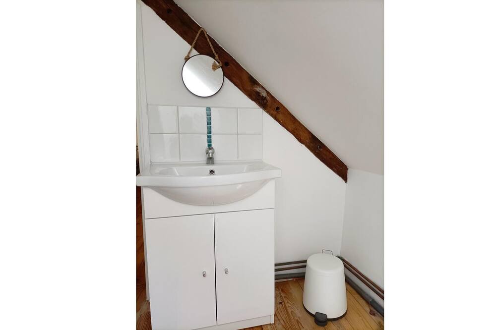 Photo of Bathroom in Merleac