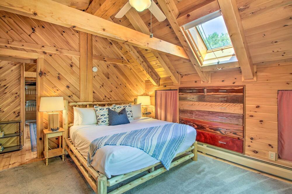 Photo of Bedroom in East Wakefield