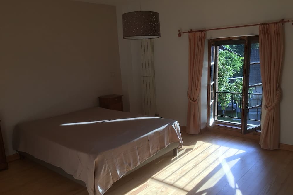 Photo of Bedroom in Chilly