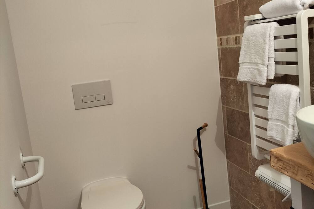 Photo of Bathroom in Herm