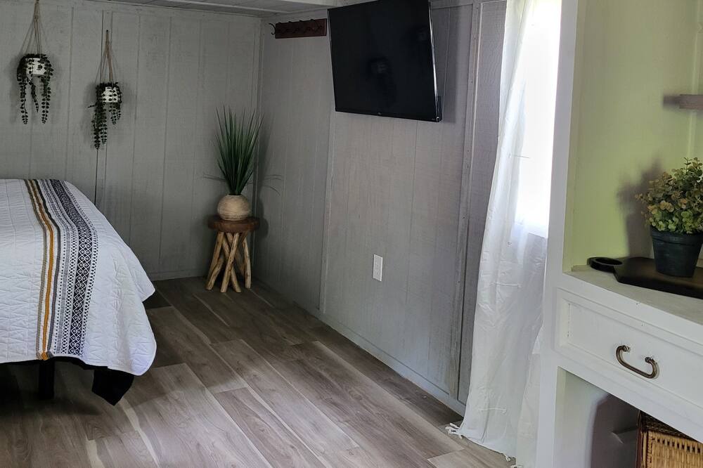 Photo of Bedroom in Proctor