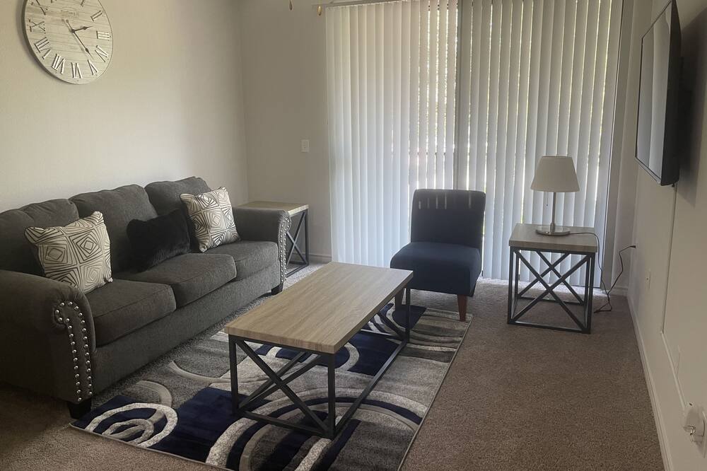 Photo of Livingroom in Valley Ranch