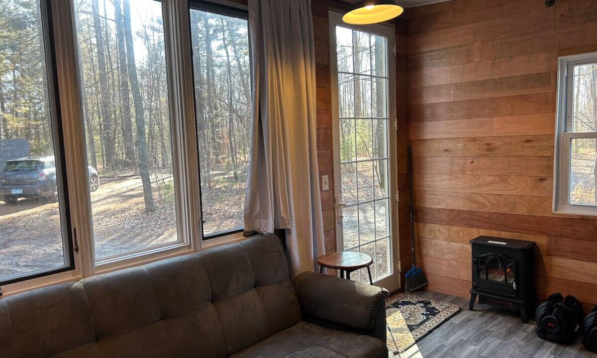 Photo of Livingroom in Pine City