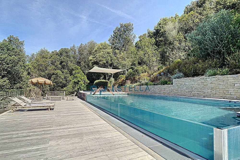 Photo of Others in Eccica-Suarella