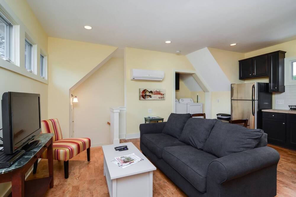 Photo of Livingroom in Eastwood
