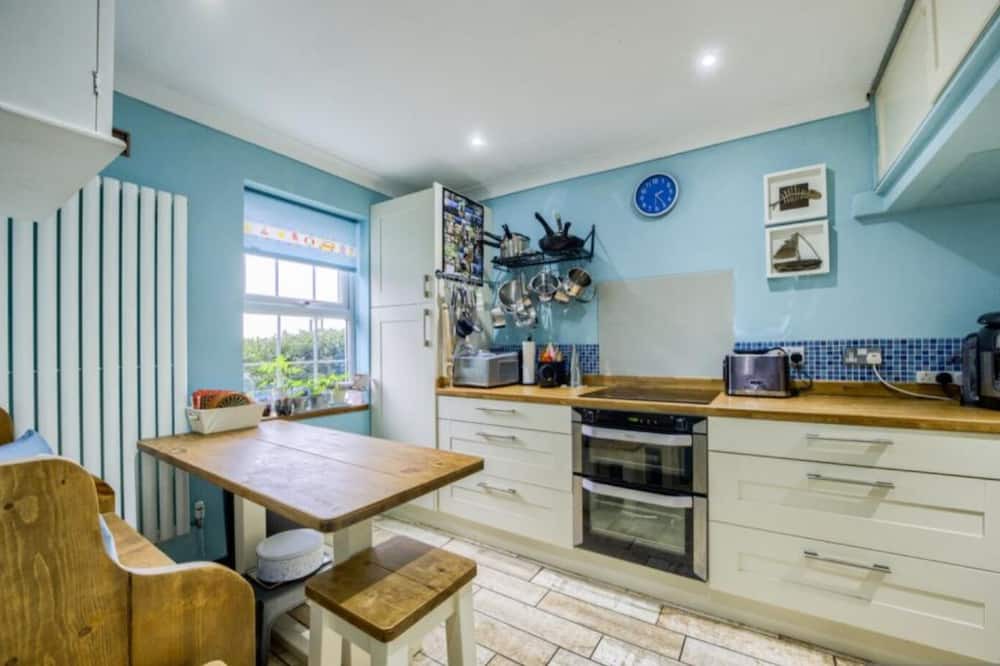 Photo of Kitchen in Coleshill