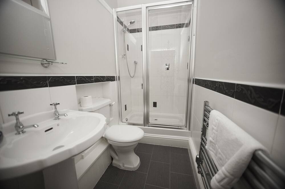 Photo of Bathroom in Llandrillo