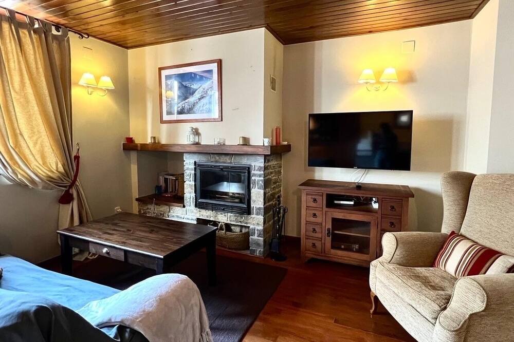 Photo of Bedroom in Garos