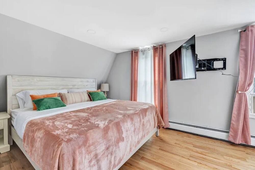 Photo of Others in Stratford