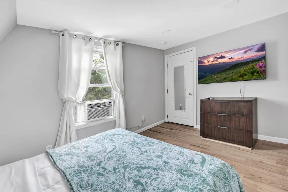 Photo of Others in Stratford