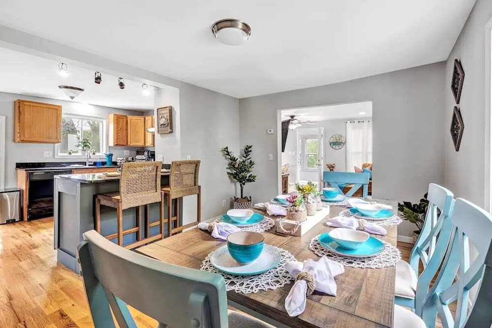 Photo of Others in Stratford