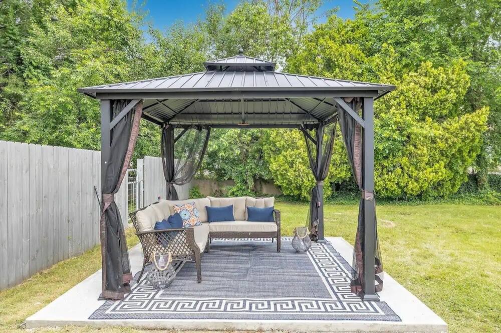 Photo of Outdoor in Stratford