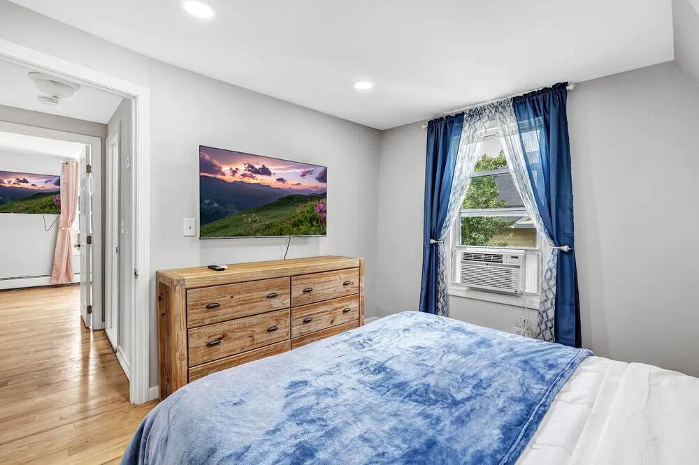 Photo of Others in Stratford