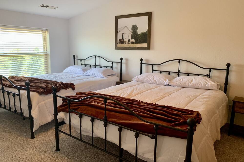 Photo of Bedroom in Huntsville