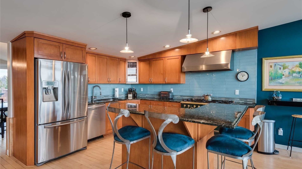 Photo of Kitchen in Lido Beach