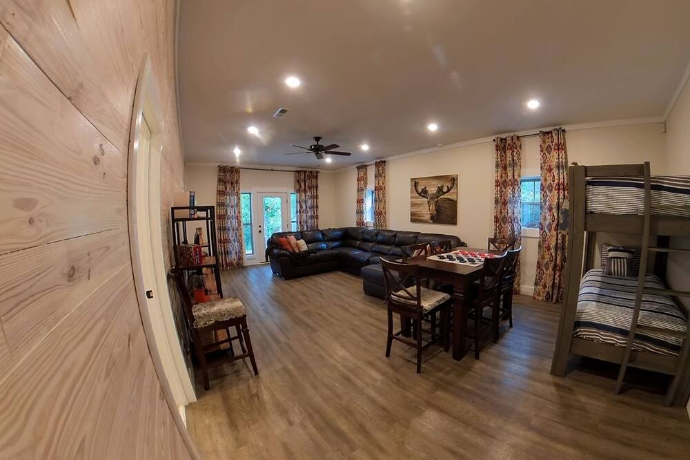 Photo of Bedroom in Arley