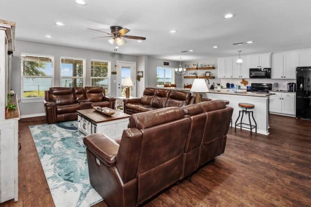 Photo of Livingroom in Chandler