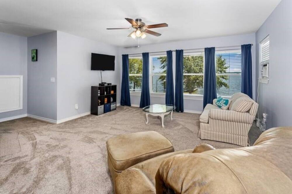 Photo of Livingroom in Chandler